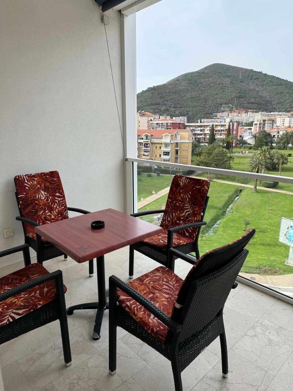 Apartman Anna Tre Canne Budva Exterior photo